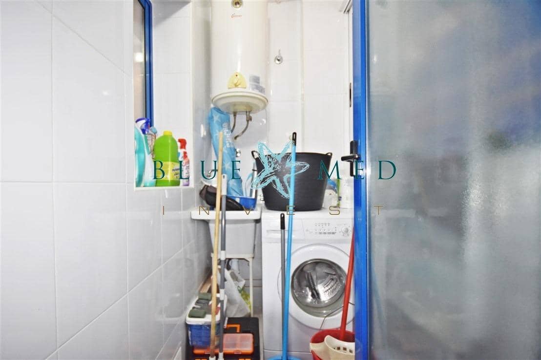 2 soveværelse Lejlighed til salg i Isla Plana med swimmingpool garage - € 149.000 (Ref: 9548178)