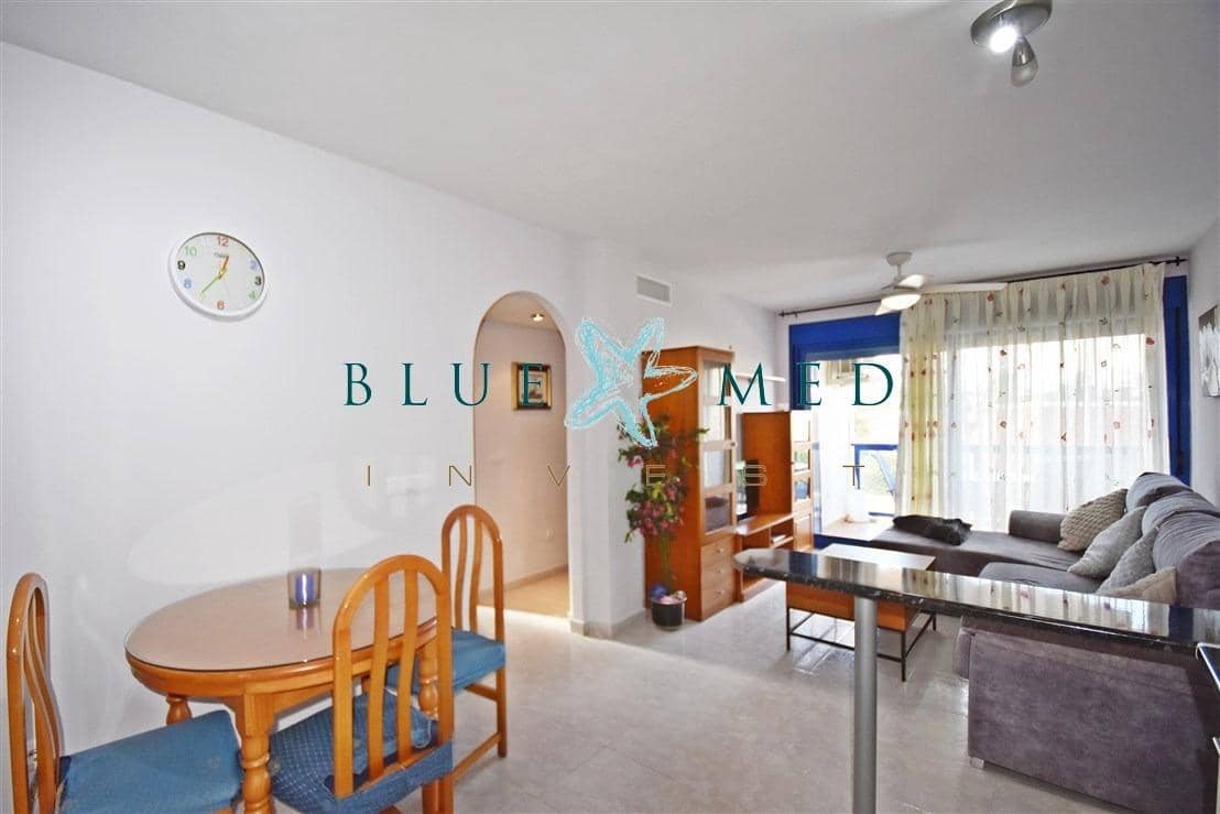 2 soveværelse Lejlighed til salg i Isla Plana med swimmingpool garage - € 149.000 (Ref: 9548178)