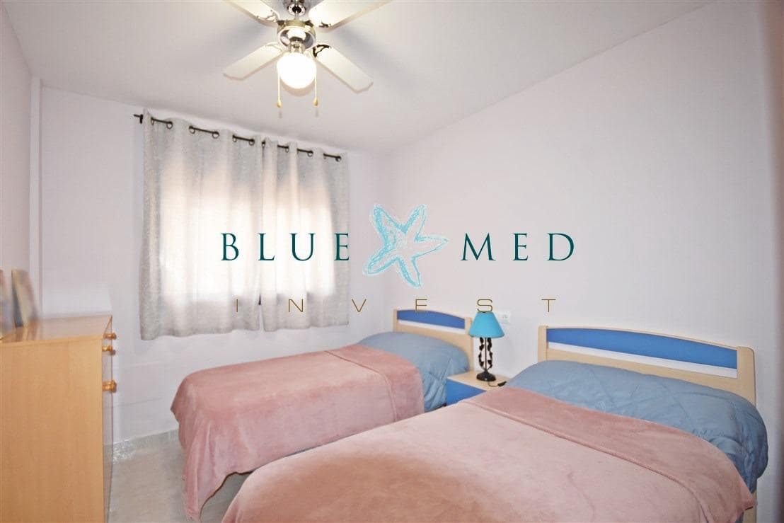 2 soveværelse Lejlighed til salg i Isla Plana med swimmingpool garage - € 149.000 (Ref: 9548178)