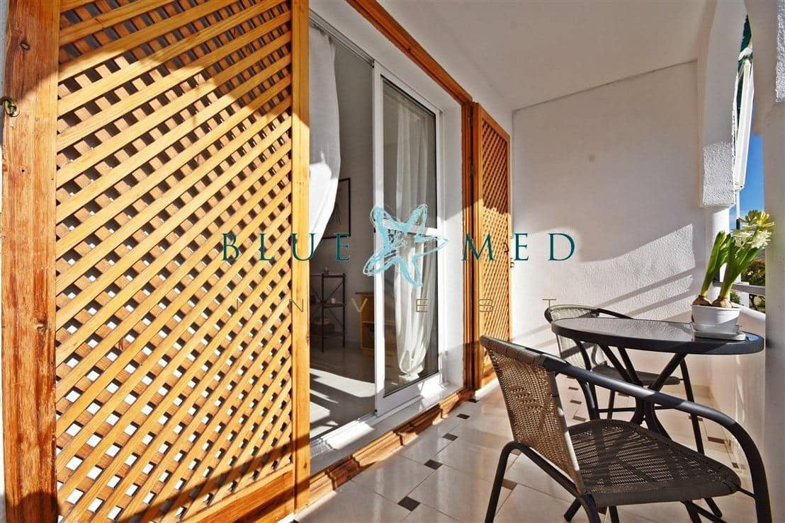 Studio for sale in Alamillo with pool - € 85,000 (Ref: 9551480)