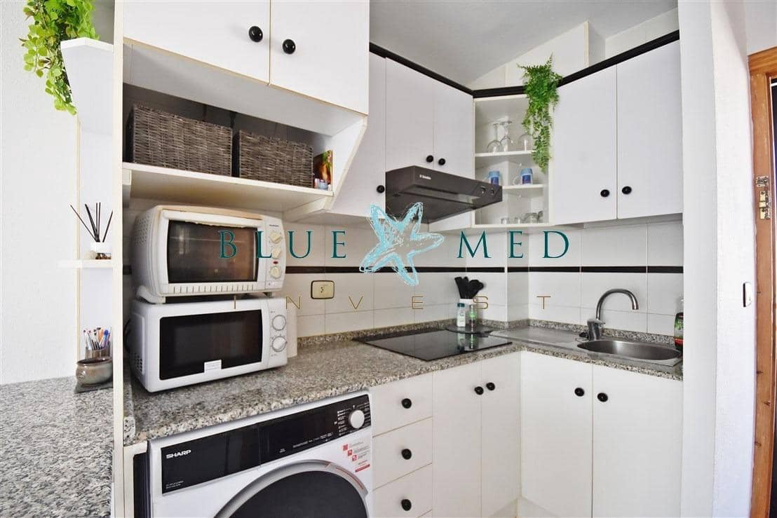 Studio for sale in Alamillo with pool - € 85,000 (Ref: 9551480)