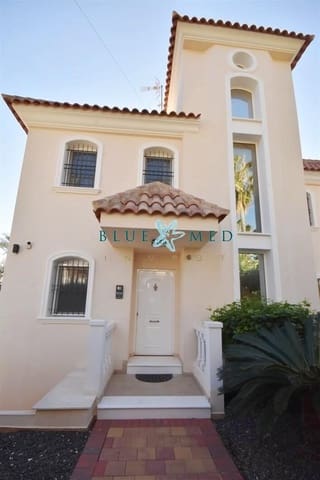 4 soveværelse Villa til salg i La Azohia, Cartagena med swimmingpool - € 739.000 (Ref: 9586491)