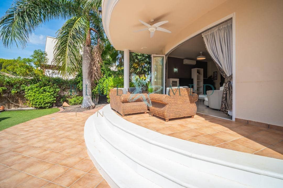 4 bedroom Villa for sale in La Azohia with pool garage - € 739,000 (Ref: 9586491)