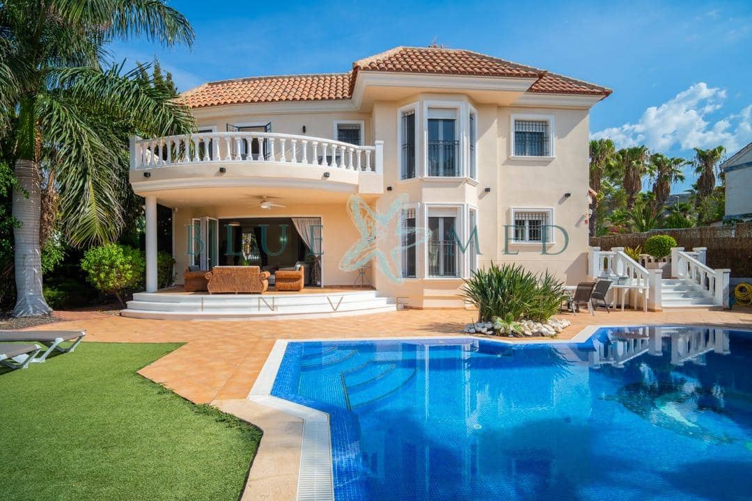 4 bedroom Villa for sale in La Azohia with pool garage - € 739,000 (Ref: 9586491)
