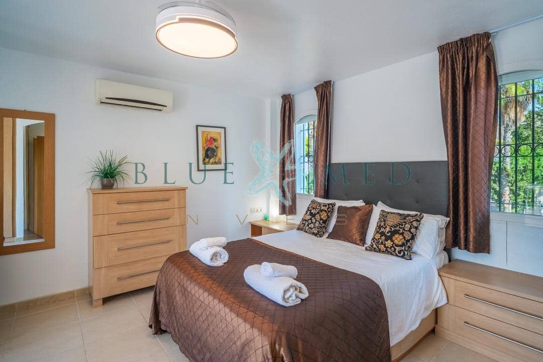 4 bedroom Villa for sale in La Azohia with pool garage - € 739,000 (Ref: 9586491)