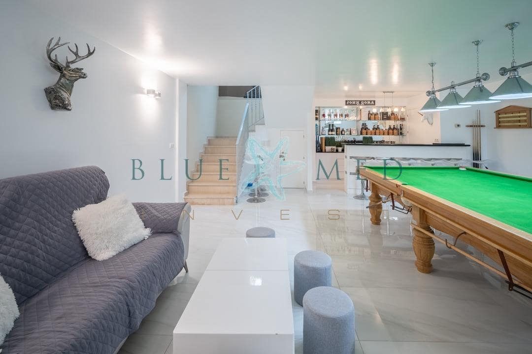 4 bedroom Villa for sale in La Azohia with pool garage - € 739,000 (Ref: 9586491)