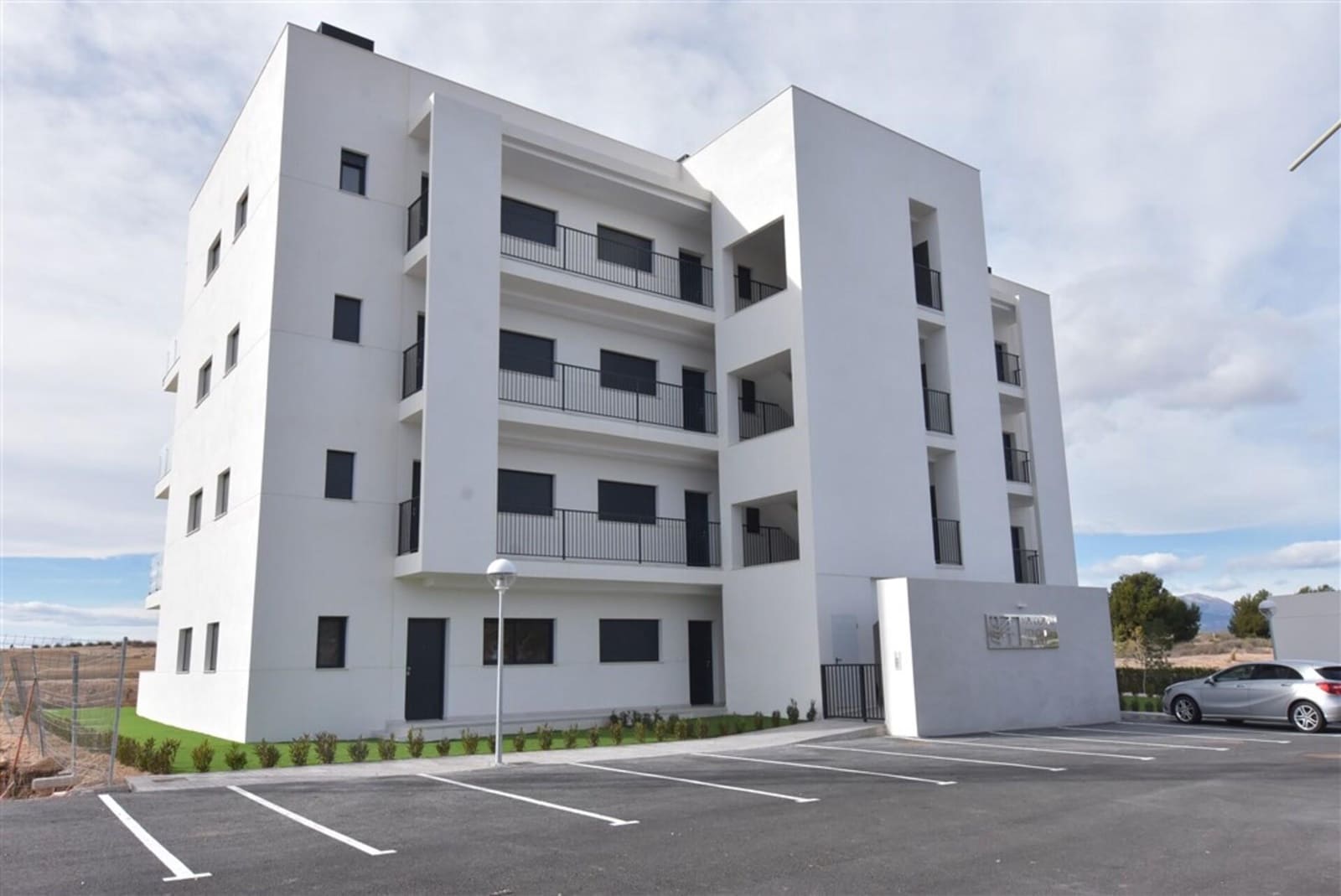 2 bedroom Penthouse for sale in Condado de Alhama with pool - € 250,000 (Ref: 9591261)