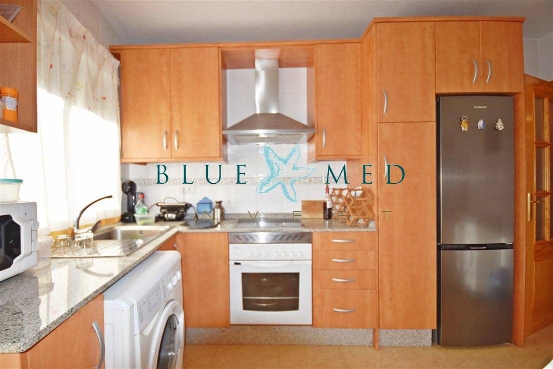 2 slaapkamer Appartement te koop in Puerto de Mazarron met garage - € 114.900 (Ref: 9599521)