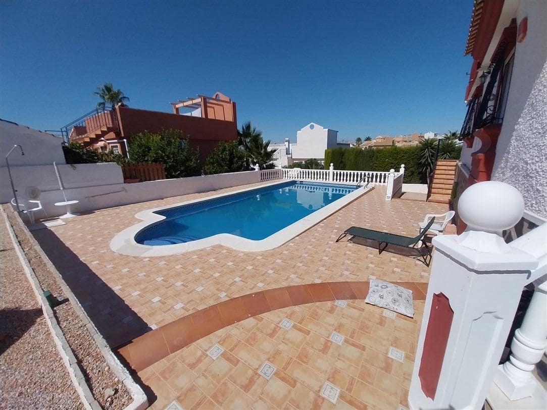 2 bedroom Villa for sale in Mazarron with pool garage - € 229,900 (Ref: 9648097)