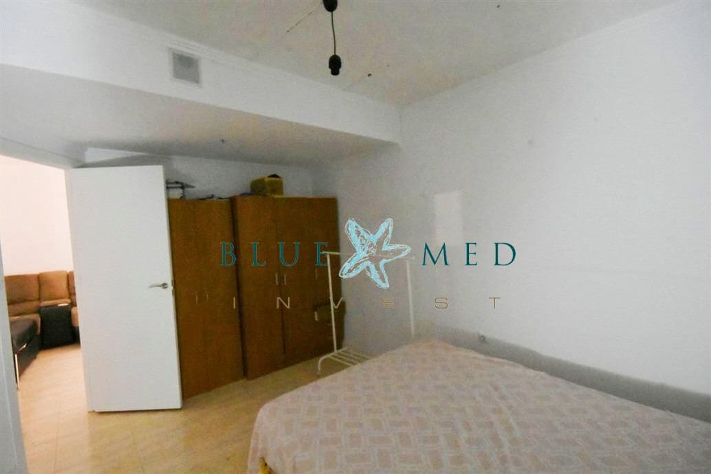 7 bedroom Villa for sale in Camposol with pool - € 249,900 (Ref: 9656086)