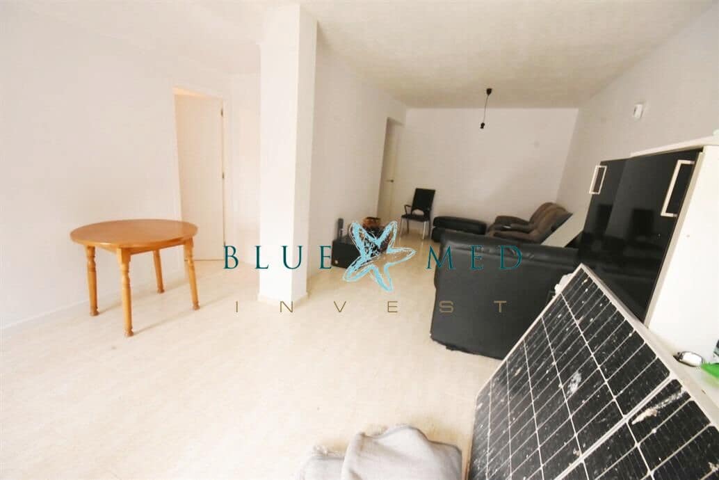 7 bedroom Villa for sale in Camposol with pool - € 249,900 (Ref: 9656086)