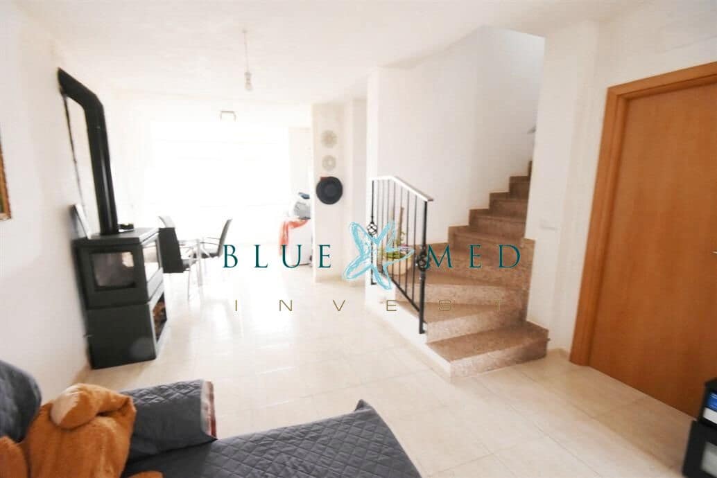 7 bedroom Villa for sale in Camposol with pool - € 249,900 (Ref: 9656086)