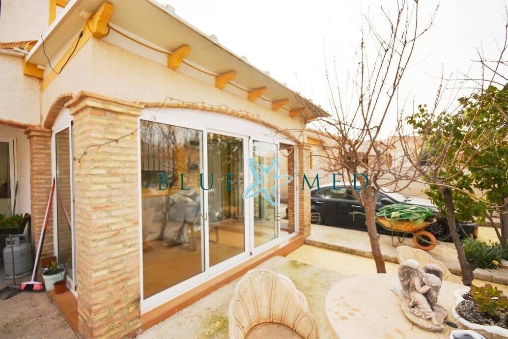 7 bedroom Villa for sale in Camposol with pool - € 249,900 (Ref: 9656086)