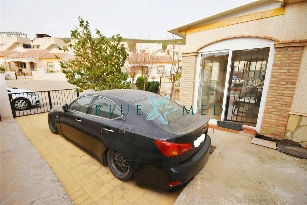 7 bedroom Villa for sale in Camposol with pool - € 249,900 (Ref: 9656086)