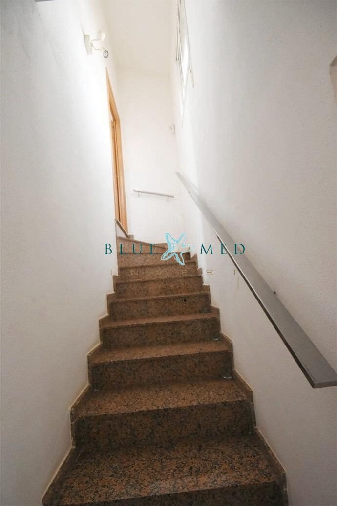 7 bedroom Villa for sale in Camposol with pool - € 249,900 (Ref: 9656086)