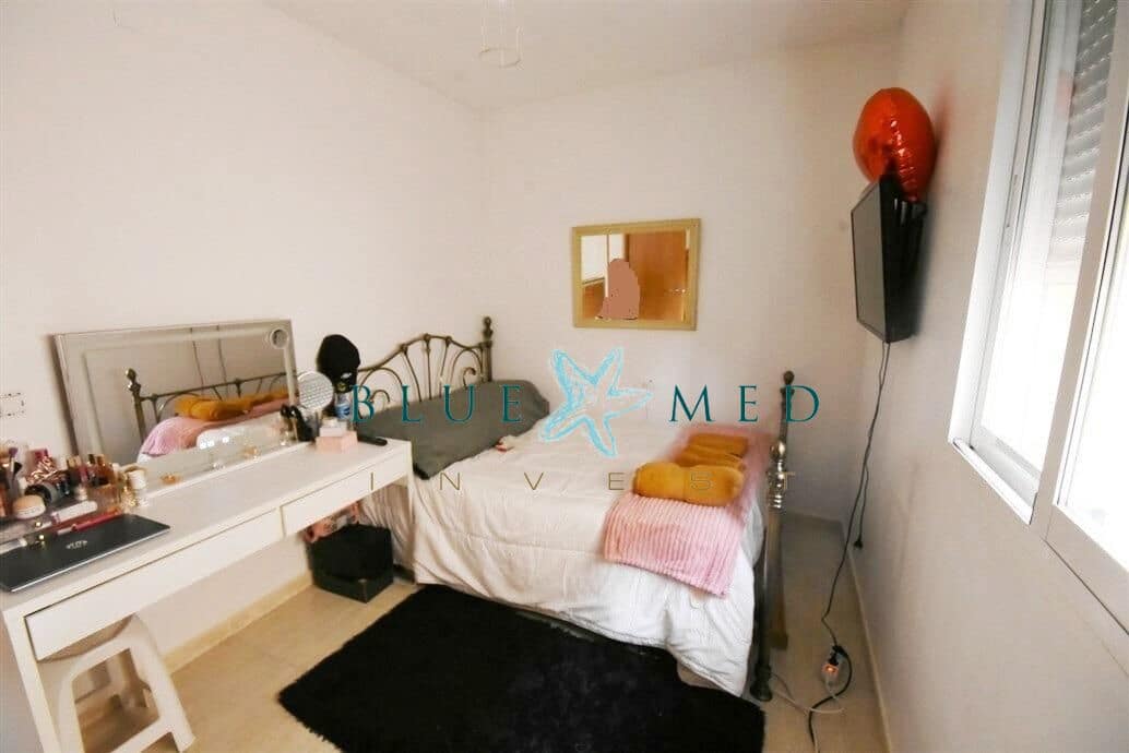 7 bedroom Villa for sale in Camposol with pool - € 249,900 (Ref: 9656086)