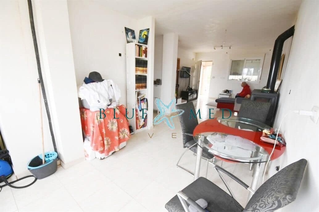 7 bedroom Villa for sale in Camposol with pool - € 249,900 (Ref: 9656086)