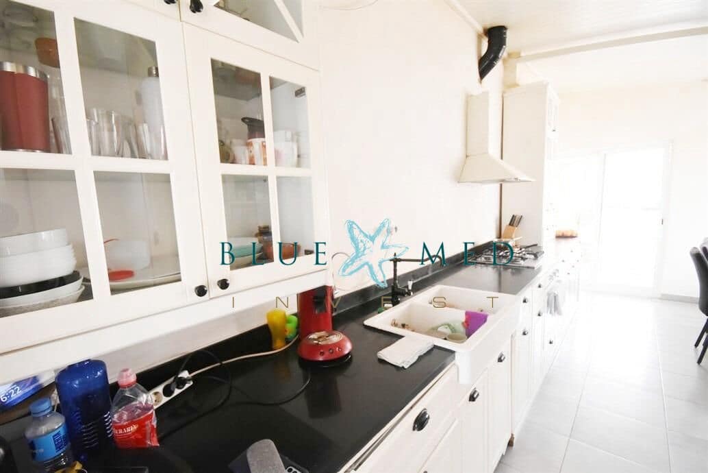 7 bedroom Villa for sale in Camposol with pool - € 249,900 (Ref: 9656086)