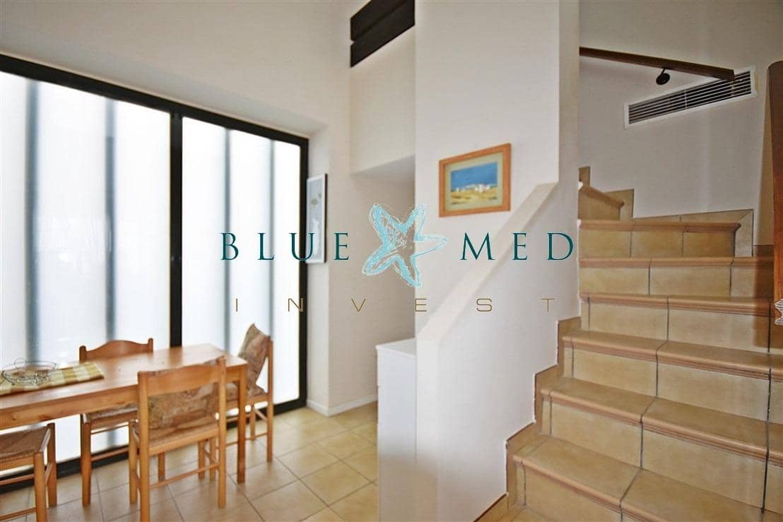 Ático de 3 habitaciones en Corvera en venta con piscina - 165.000 € (Ref: 9666481)