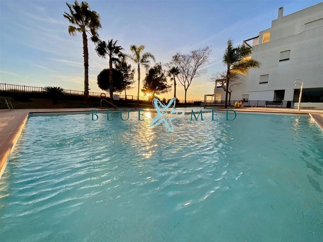 Apartamento de 2 habitaciones en Condado de Alhama en venta con piscina - 139.900 € (Ref: 9670633)