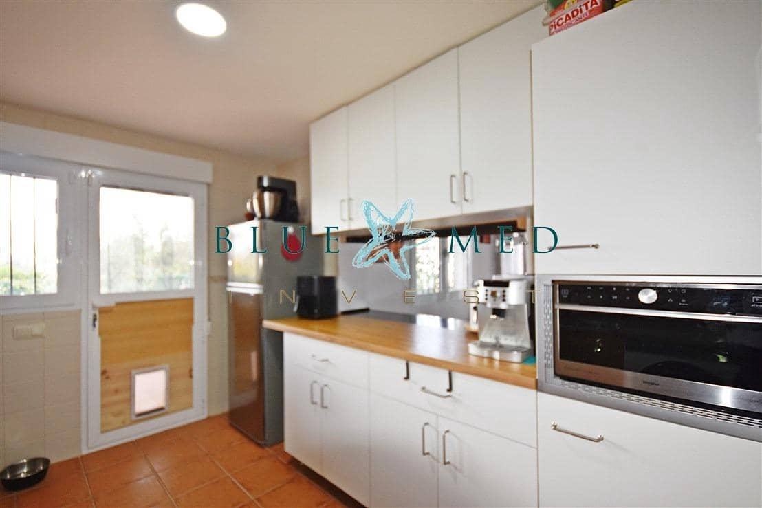 3 soverom Villa til salgs i La Pinilla med svømmebasseng - € 299 900 (Ref: 9686420)