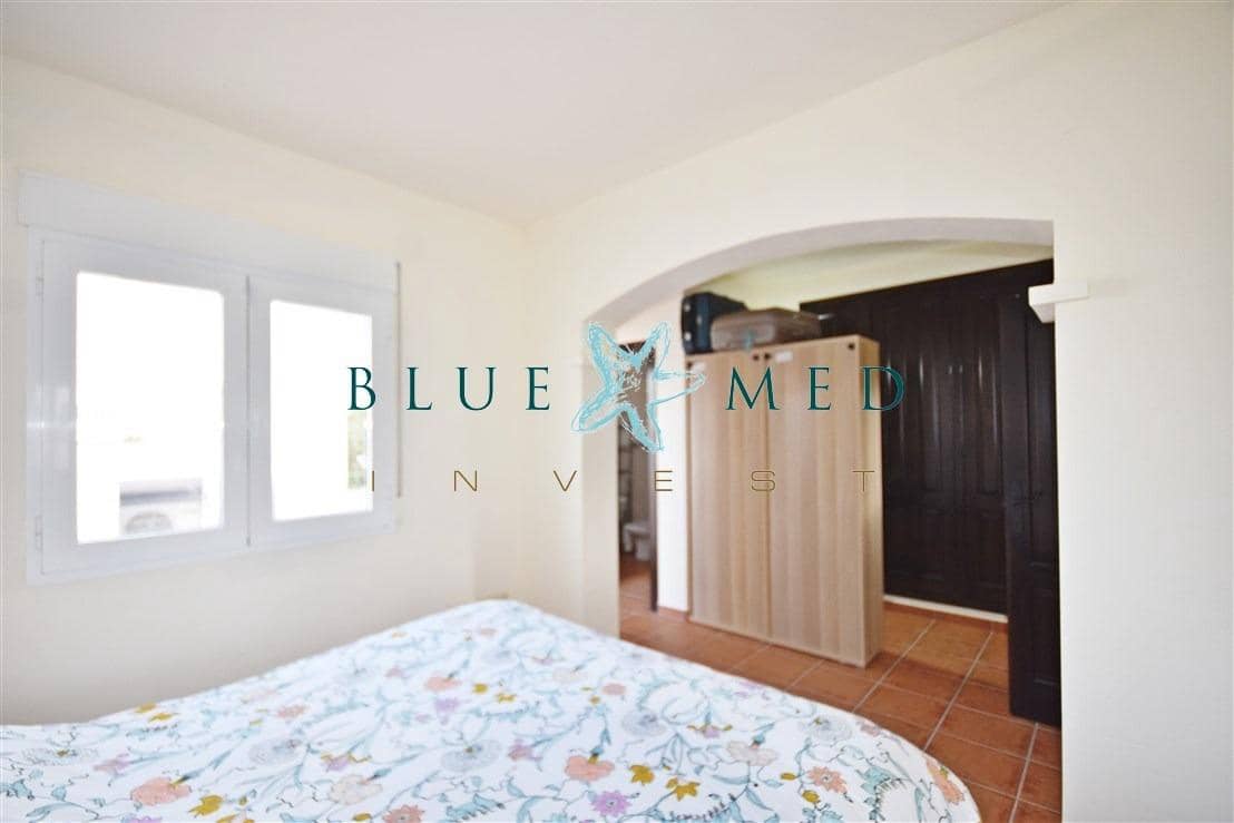 3 soverom Villa til salgs i La Pinilla med svømmebasseng - € 299 900 (Ref: 9686420)