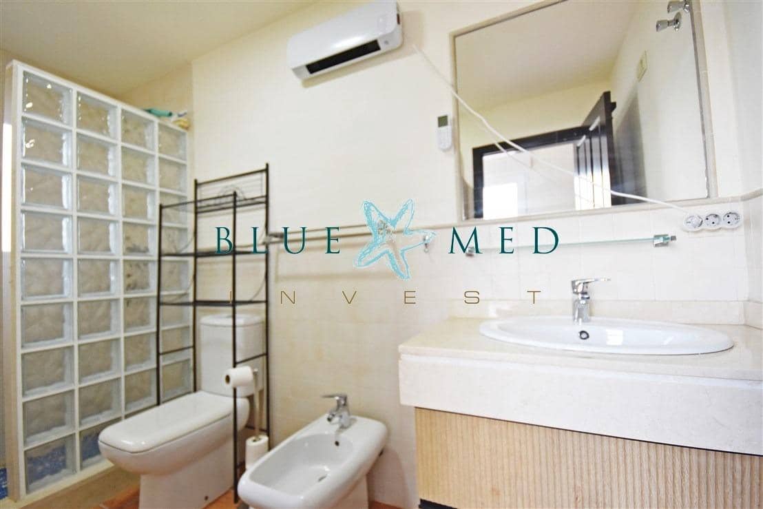 3 soverom Villa til salgs i La Pinilla med svømmebasseng - € 299 900 (Ref: 9686420)