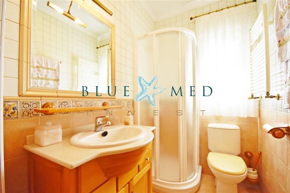 5 bedroom Villa for sale in Mazarron with garage - € 312,000 (Ref: 9714929)