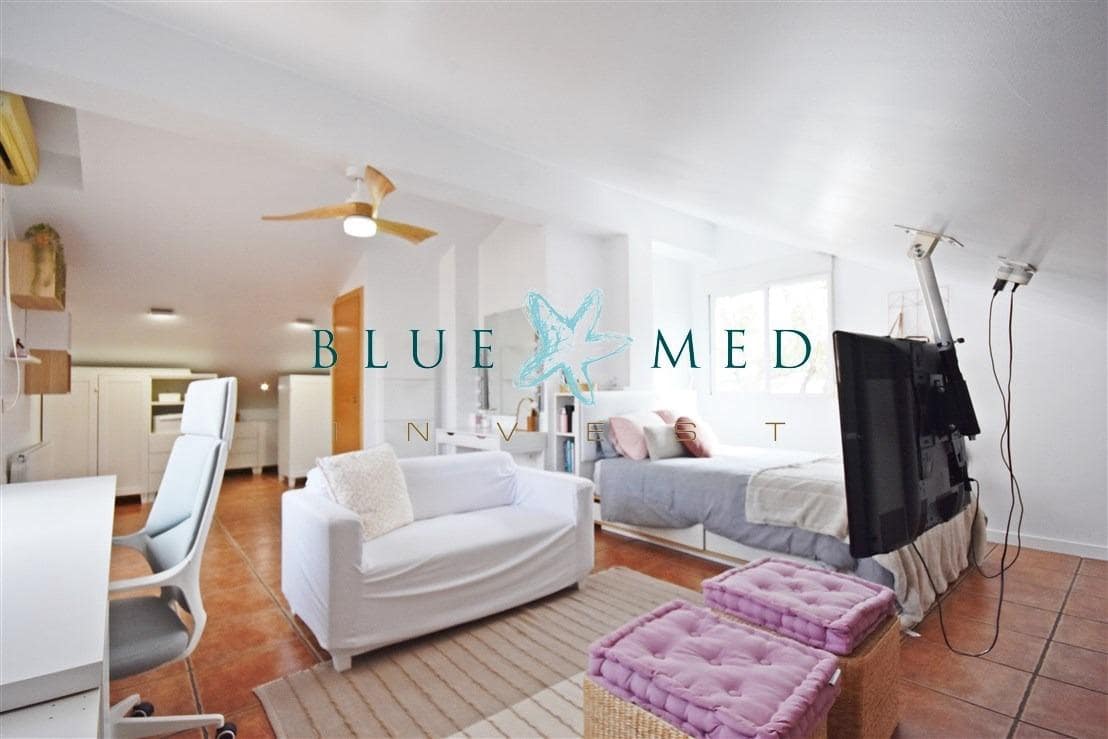 5 bedroom Villa for sale in Mazarron with garage - € 312,000 (Ref: 9714929)