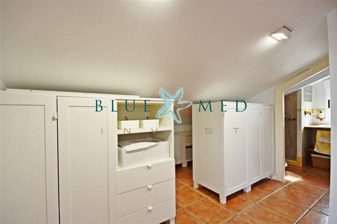 5 bedroom Villa for sale in Mazarron with garage - € 312,000 (Ref: 9714929)