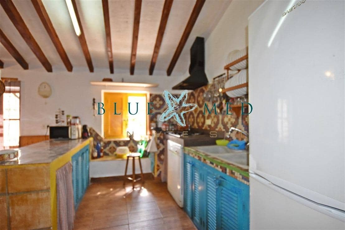 4 chambre Finca/Maison de Campagne à vendre à Atalaya avec piscine garage - 235 000 € (Ref: 9780545)