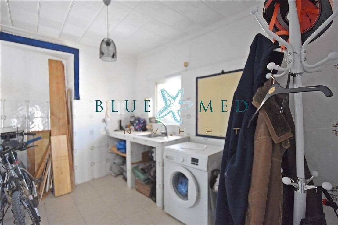 3 bedroom Townhouse for sale in La Pinilla - € 96,000 (Ref: 9783142)