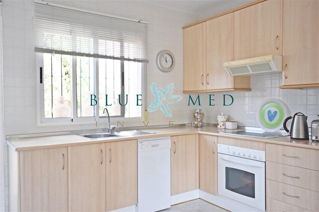 Chalet de 2 habitaciones en Alamillo en venta - 359.900 € (Ref: 9797399)