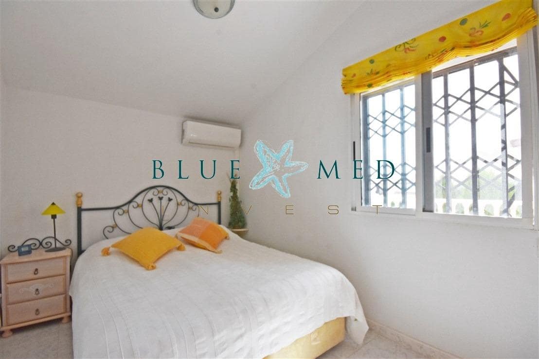 Chalet de 2 habitaciones en Alamillo en venta - 359.900 € (Ref: 9797399)