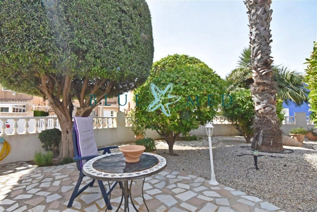 Chalet de 2 habitaciones en Alamillo en venta - 359.900 € (Ref: 9797399)