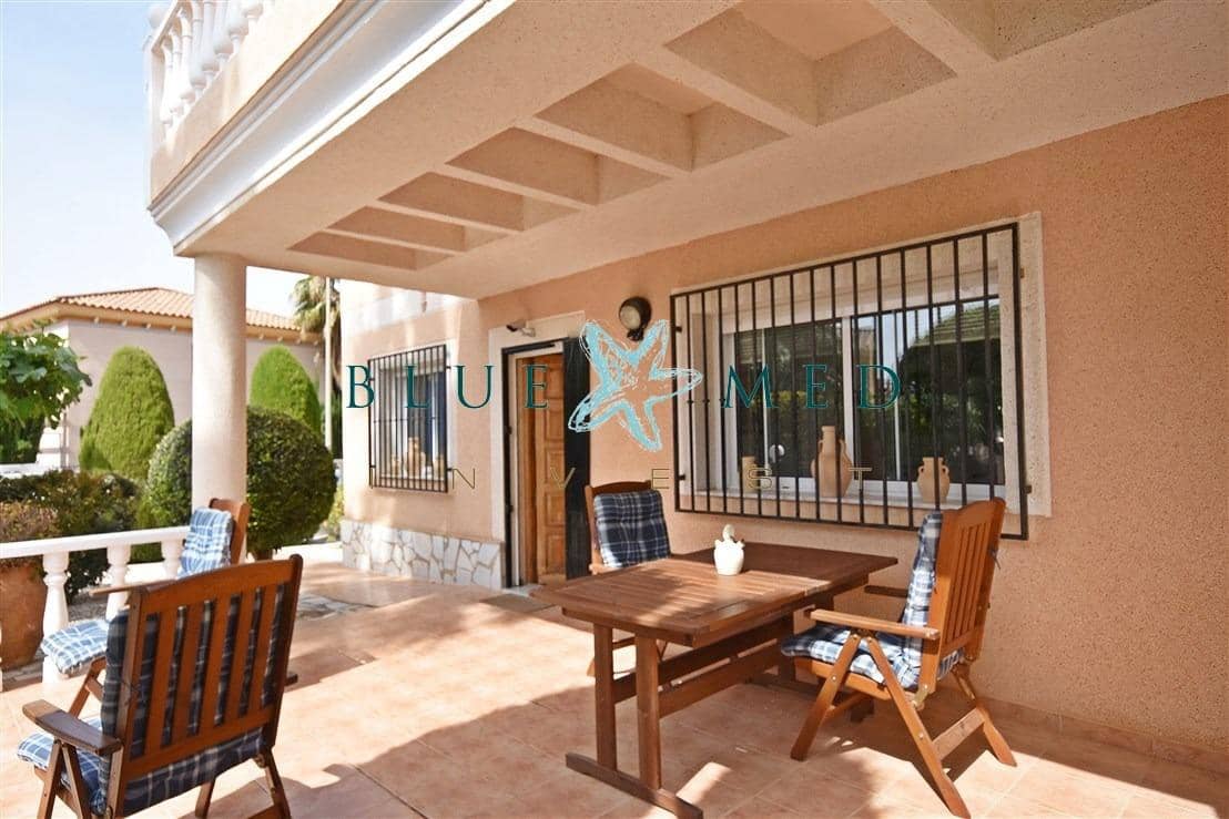 Chalet de 2 habitaciones en Alamillo en venta - 359.900 € (Ref: 9797399)