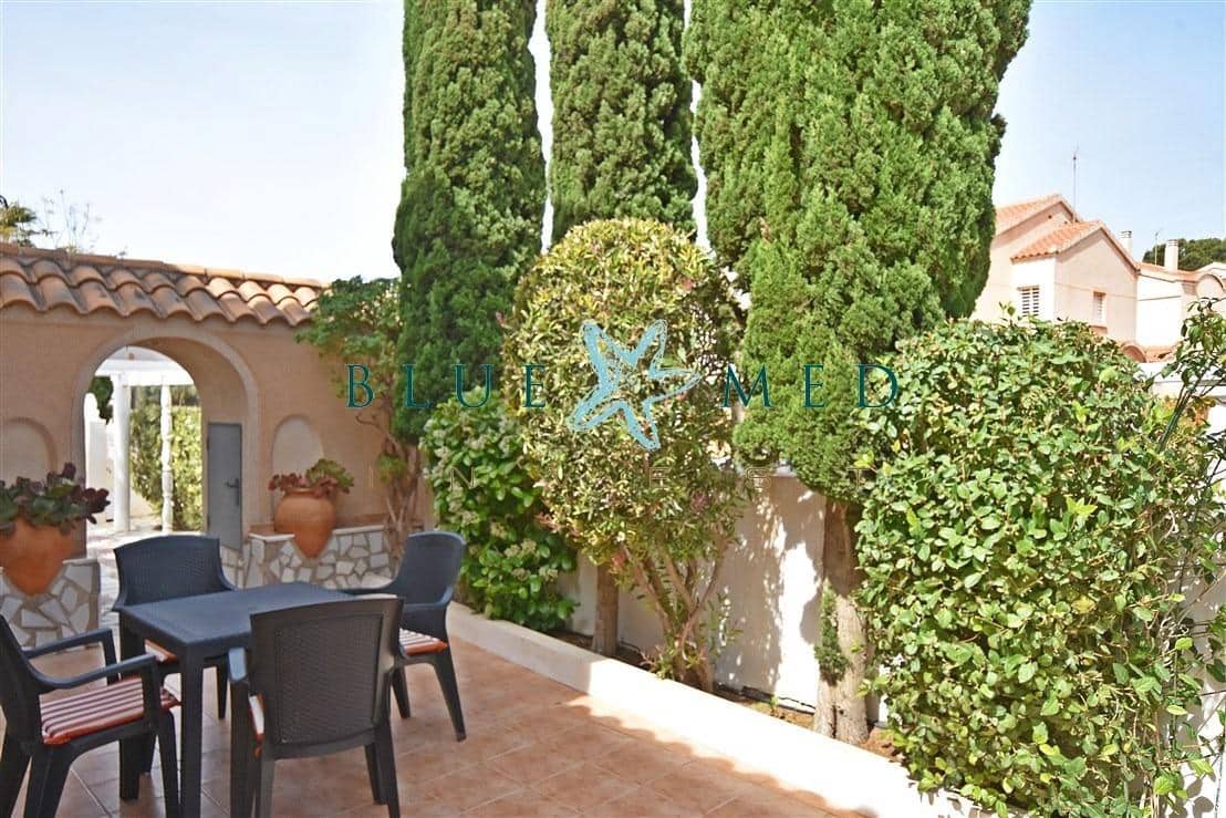 Chalet de 2 habitaciones en Alamillo en venta - 359.900 € (Ref: 9797399)