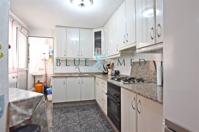 Piso de 3 habitaciones en Puerto de Mazarron, Mazarrón en venta con garaje - 124.900 € (Ref: 9804288)