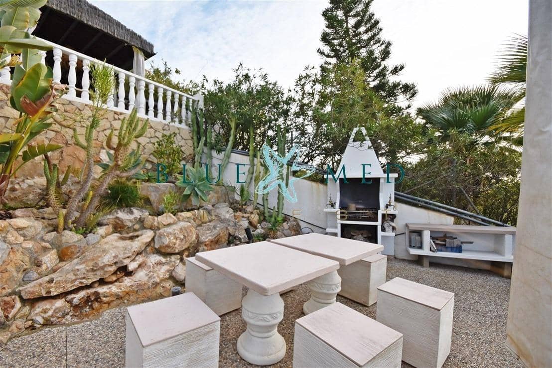 5 soverom Villa til salgs i Isla Plana med svømmebasseng garasje - € 834 000 (Ref: 9825246)