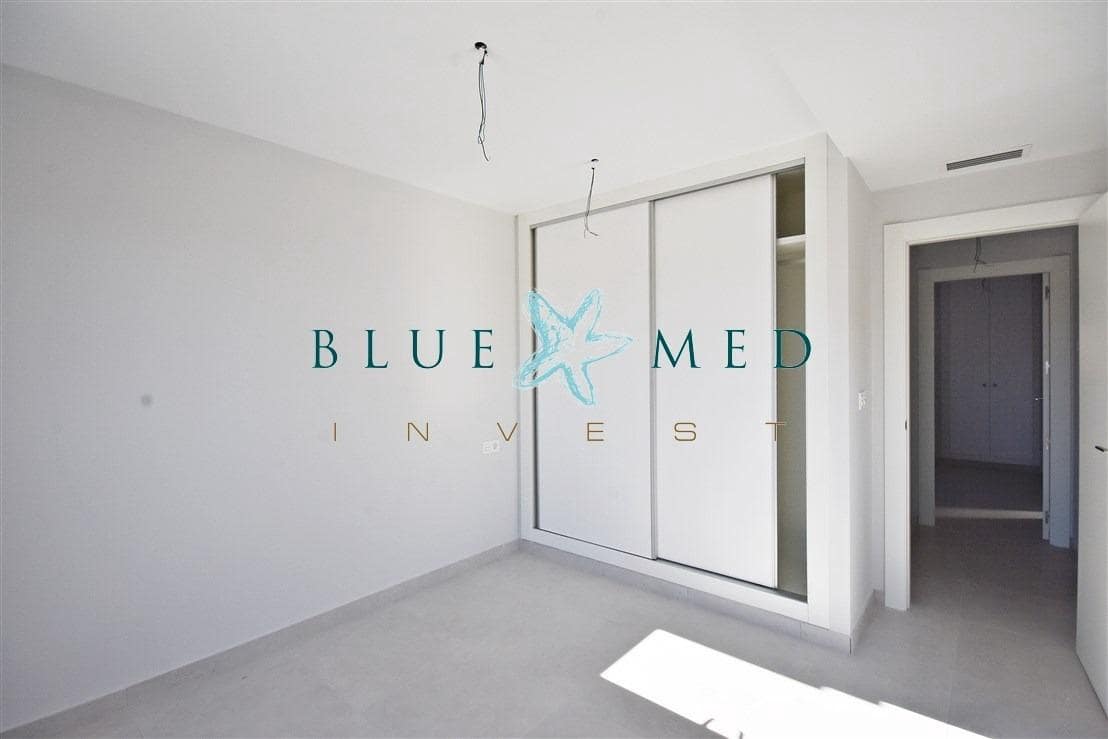 3 makuuhuone Huvila myytävänä paikassa Alamillo - 340 000 € (Ref: 9831350)