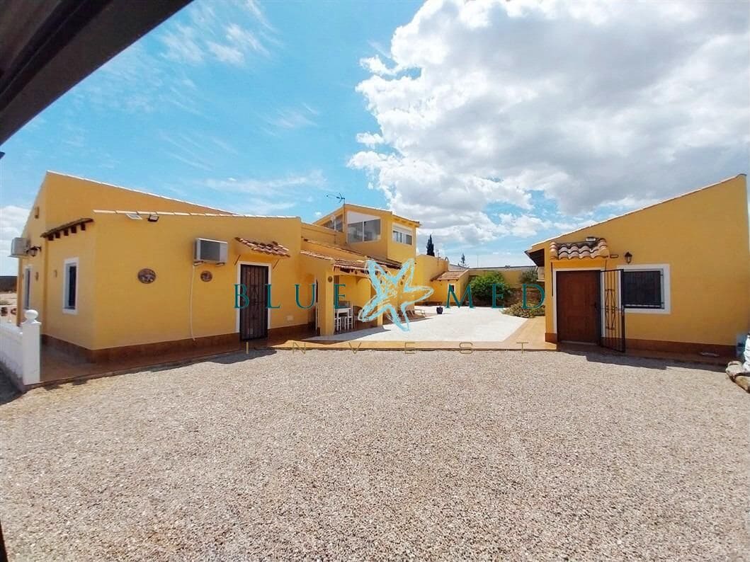 5 bedroom Finca/Country House for sale in Condado de Alhama with pool - € 299,950 (Ref: 9846223)