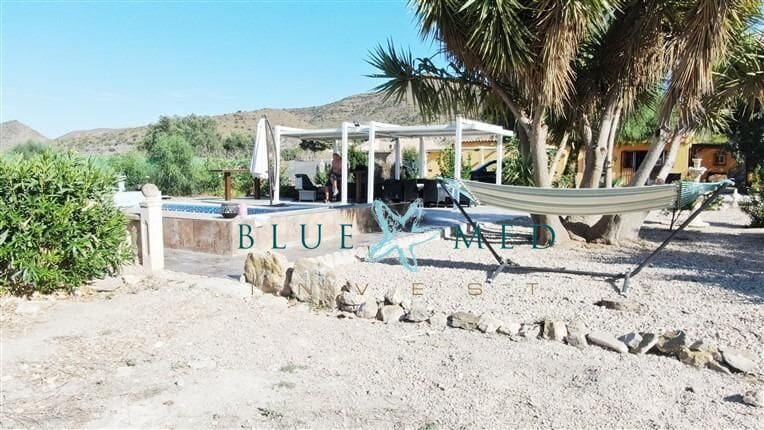 2 soveværelse Finca/Landehus til salg i Las Palas med swimmingpool garage - € 255.000 (Ref: 9855445)