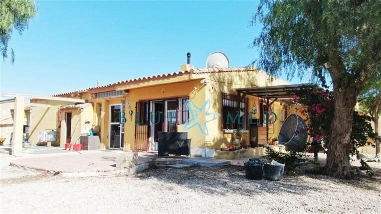 2 soveværelse Finca/Landehus til salg i Las Palas med swimmingpool garage - € 255.000 (Ref: 9855445)