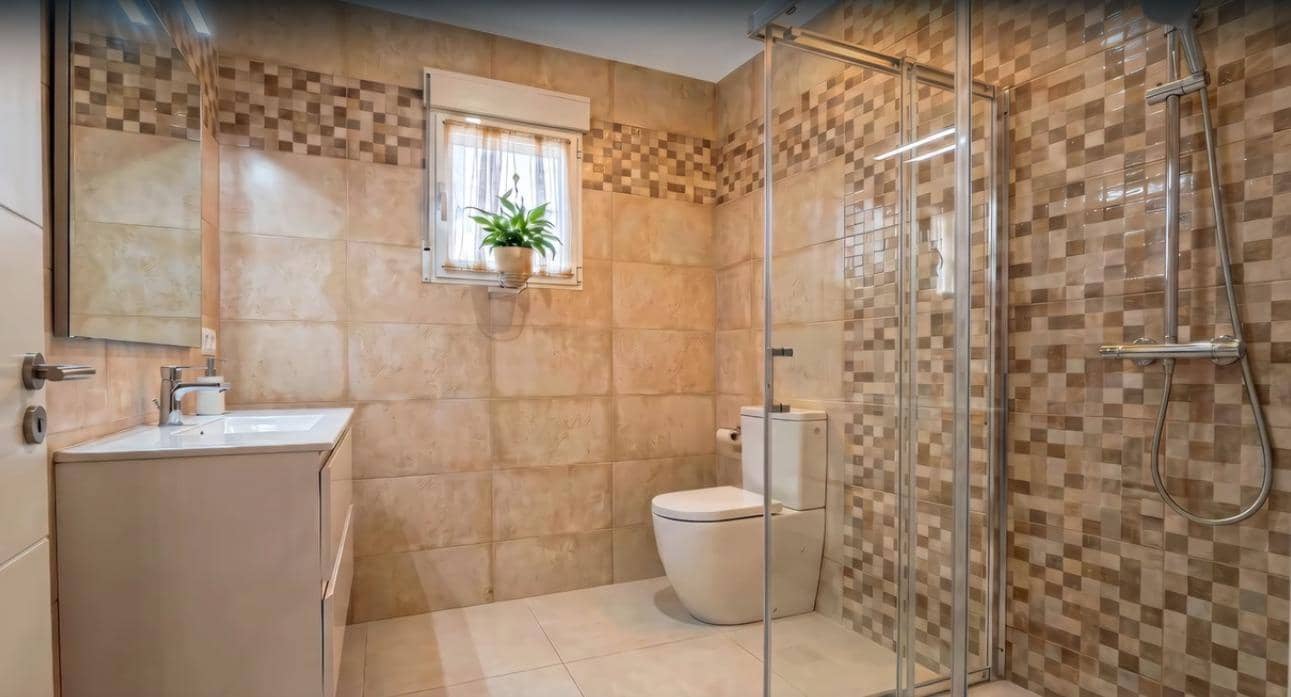 2 bedroom Apartment for sale in Puerto de Mazarron - € 144,000 (Ref: 9867245)