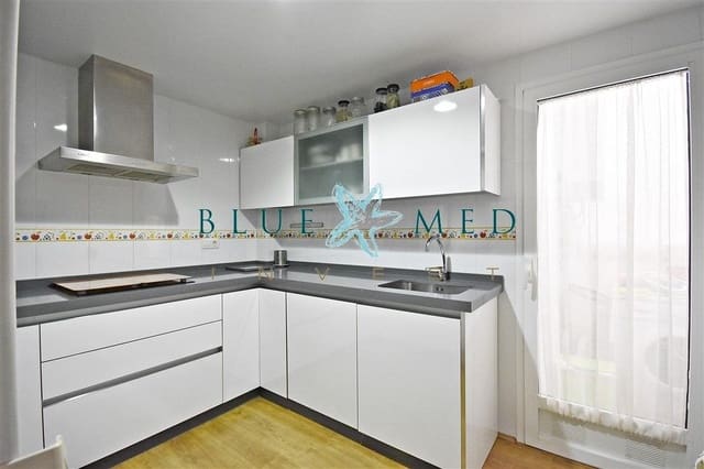 3 Zimmer Wohnung zu verkaufen in Puerto de Mazarron, Mazarrón mit Garage - 144.990 € (Ref: 9908037)