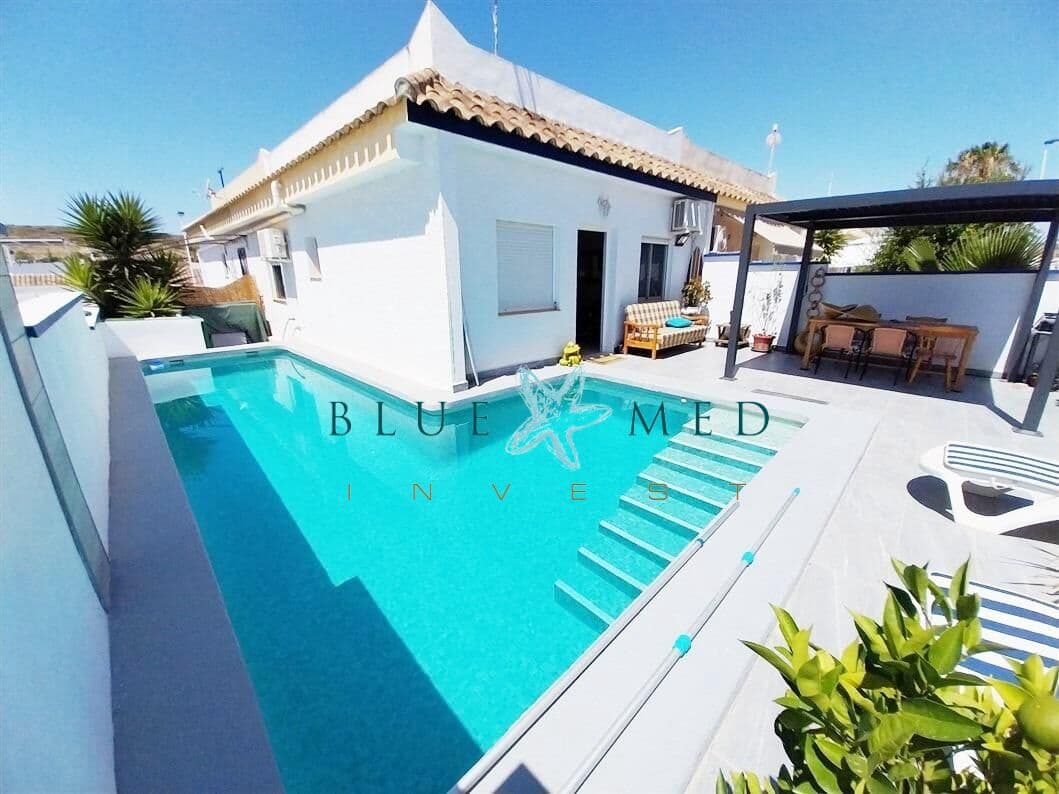 Casa de 2 habitaciones en Mazarrón en venta con piscina - 175.000 € (Ref: 9911049)