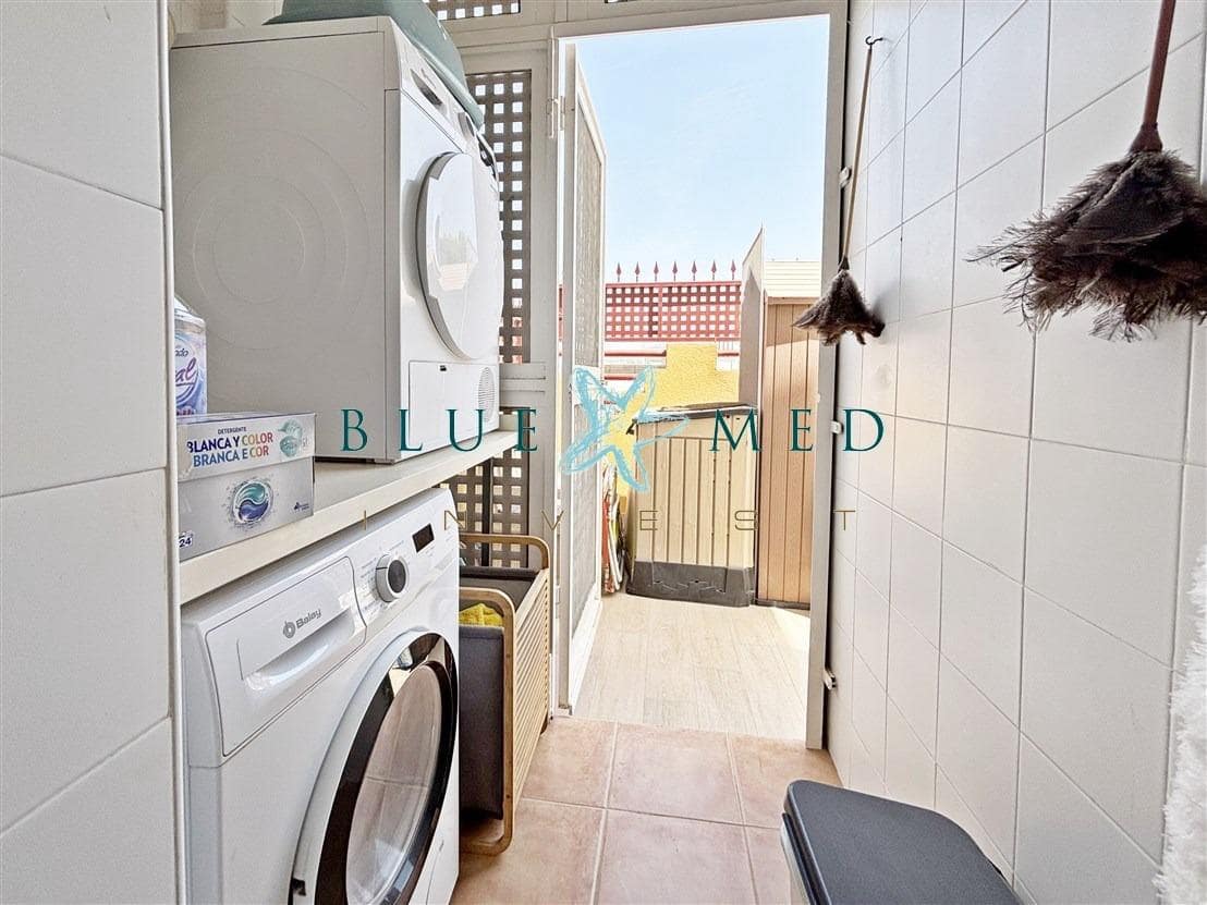 Apartamento de 4 habitaciones en Puerto de Mazarron en venta con piscina - 305.000 € (Ref: 9936391)