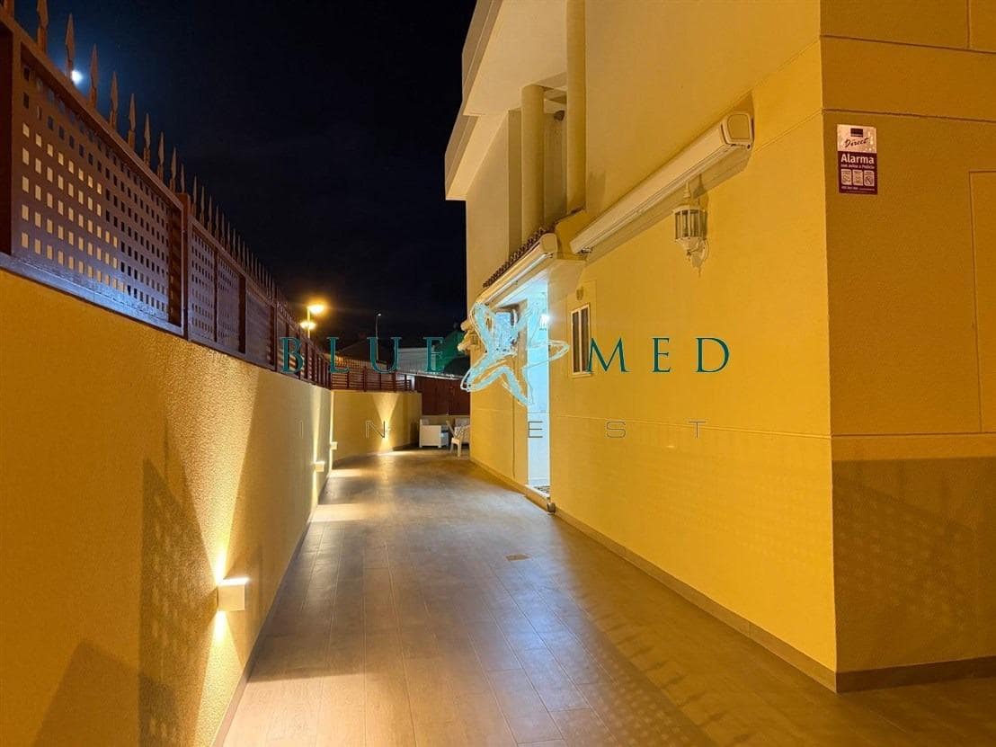 Apartamento de 4 habitaciones en Puerto de Mazarron en venta con piscina - 305.000 € (Ref: 9936391)