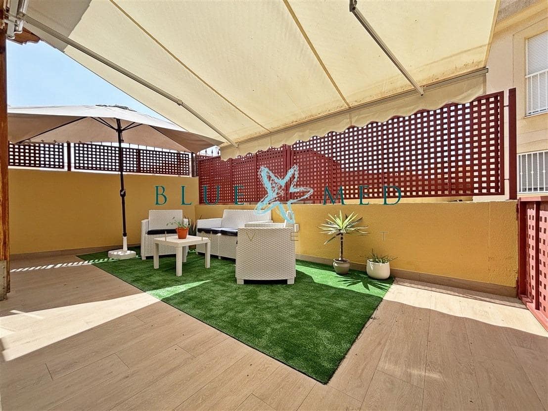 Apartamento de 4 habitaciones en Puerto de Mazarron en venta con piscina - 305.000 € (Ref: 9936391)