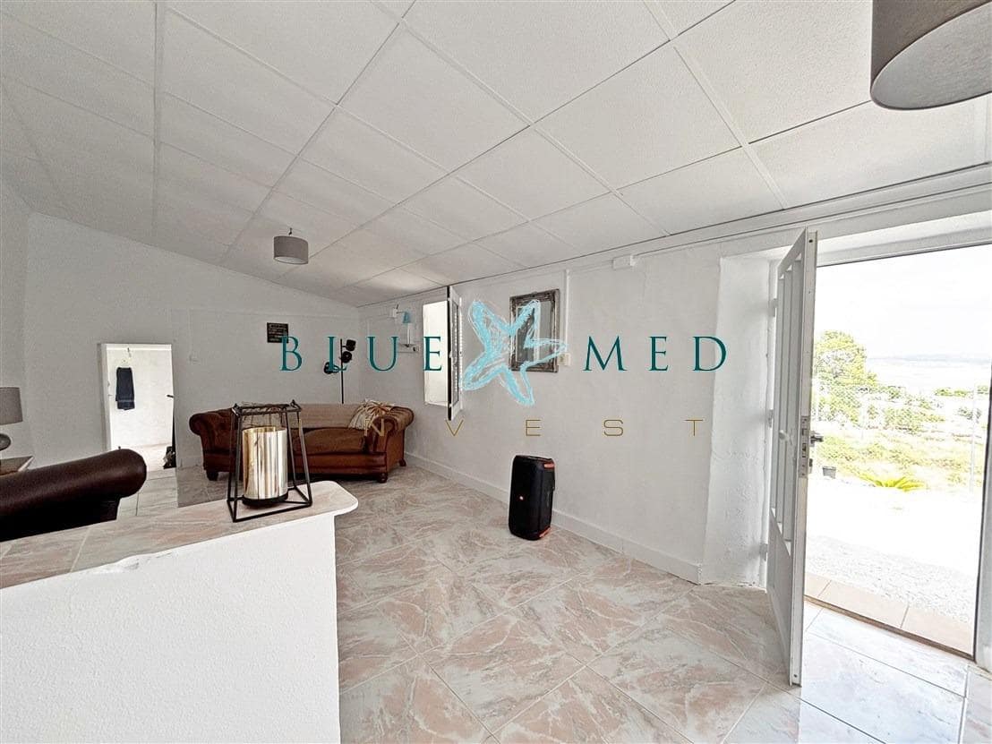 6 slaapkamer Finca/Landhuis te koop in Ganuelas met zwembad garage - € 259.990 (Ref: 9942516)